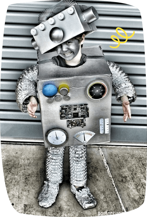 dziecko przebrane za robota
